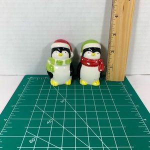 Ceramic 3" Penguins Salt and Pepper Shakers
